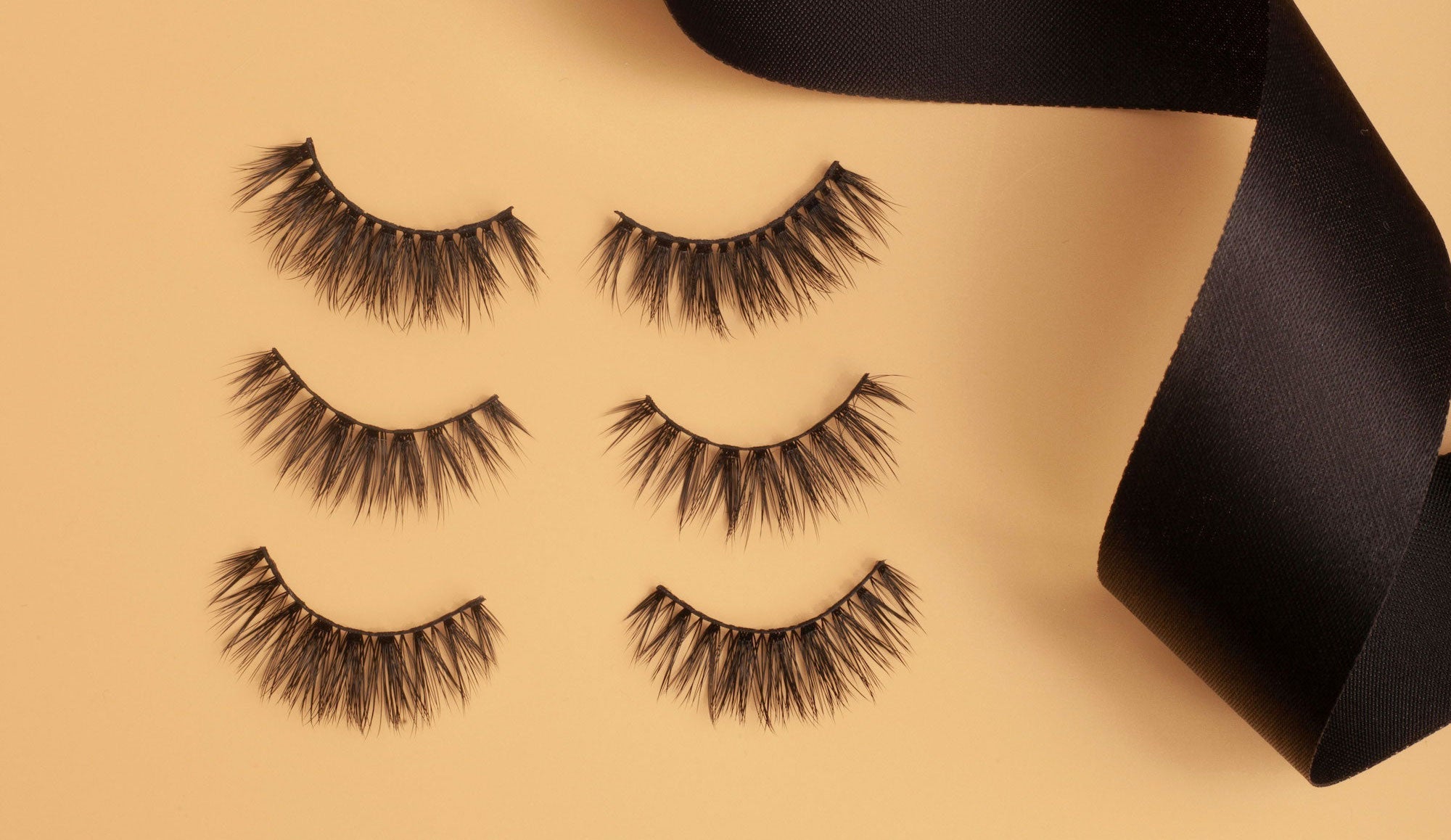 OKT Lashes. Best false eyelashes. Vegan eyelashes. Best fake eyelashes. Edmonton False Eyelashes. Fake eyelashes. How to clean false eyelashes. How to apply false eyelashes. Fake eyelash storage. False eyelashes storage. Reusable false eyelashes.