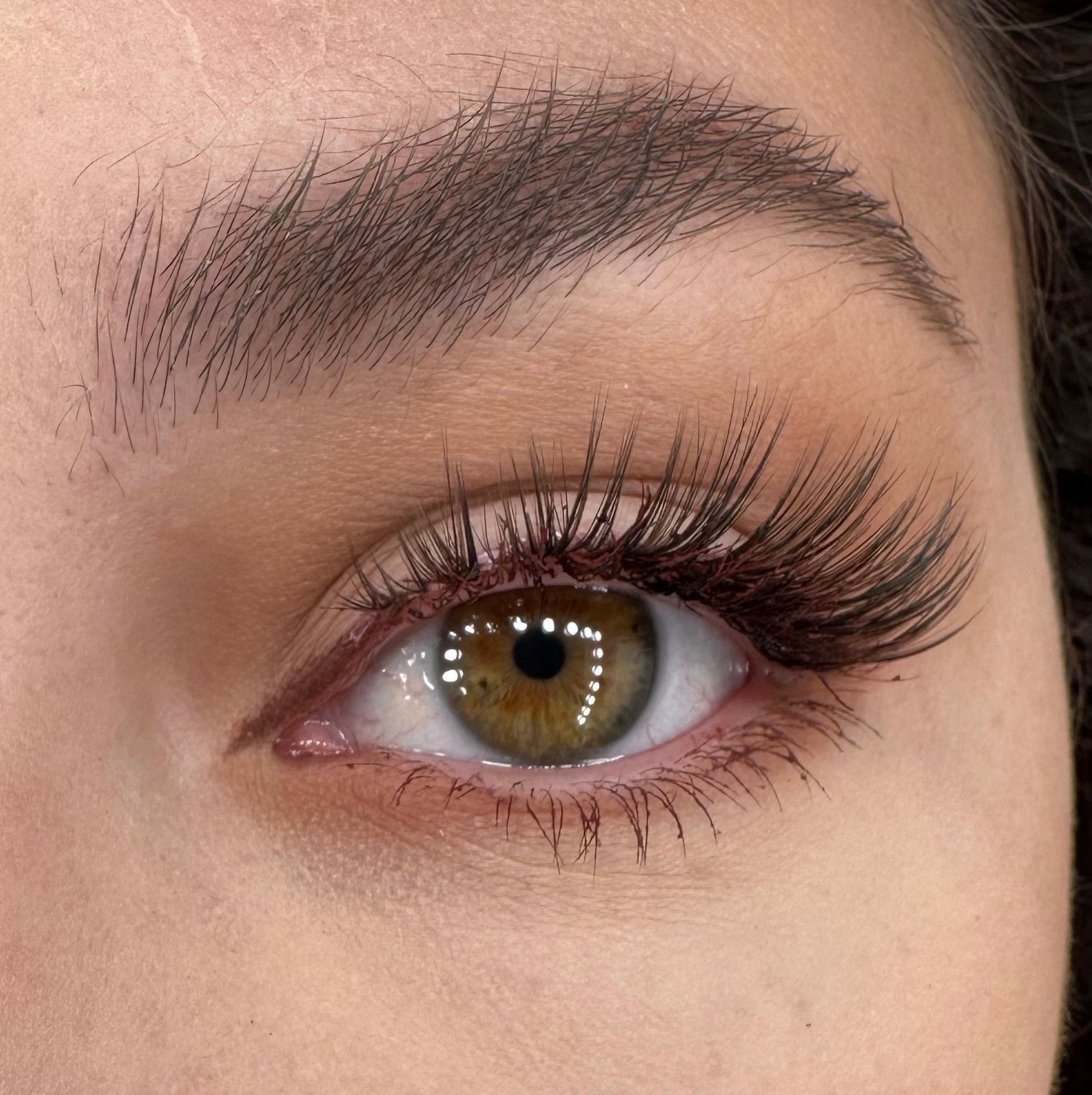 OKT Lashes. Best false eyelashes. Doll eyelashes. Best fake eyelashes. Edmonton False Eyelashes. Fake eyelashes. How to clean false eyelashes. How to apply false eyelashes. Fake eyelash storage. False eyelashes storage. Reusable false eyelashes.