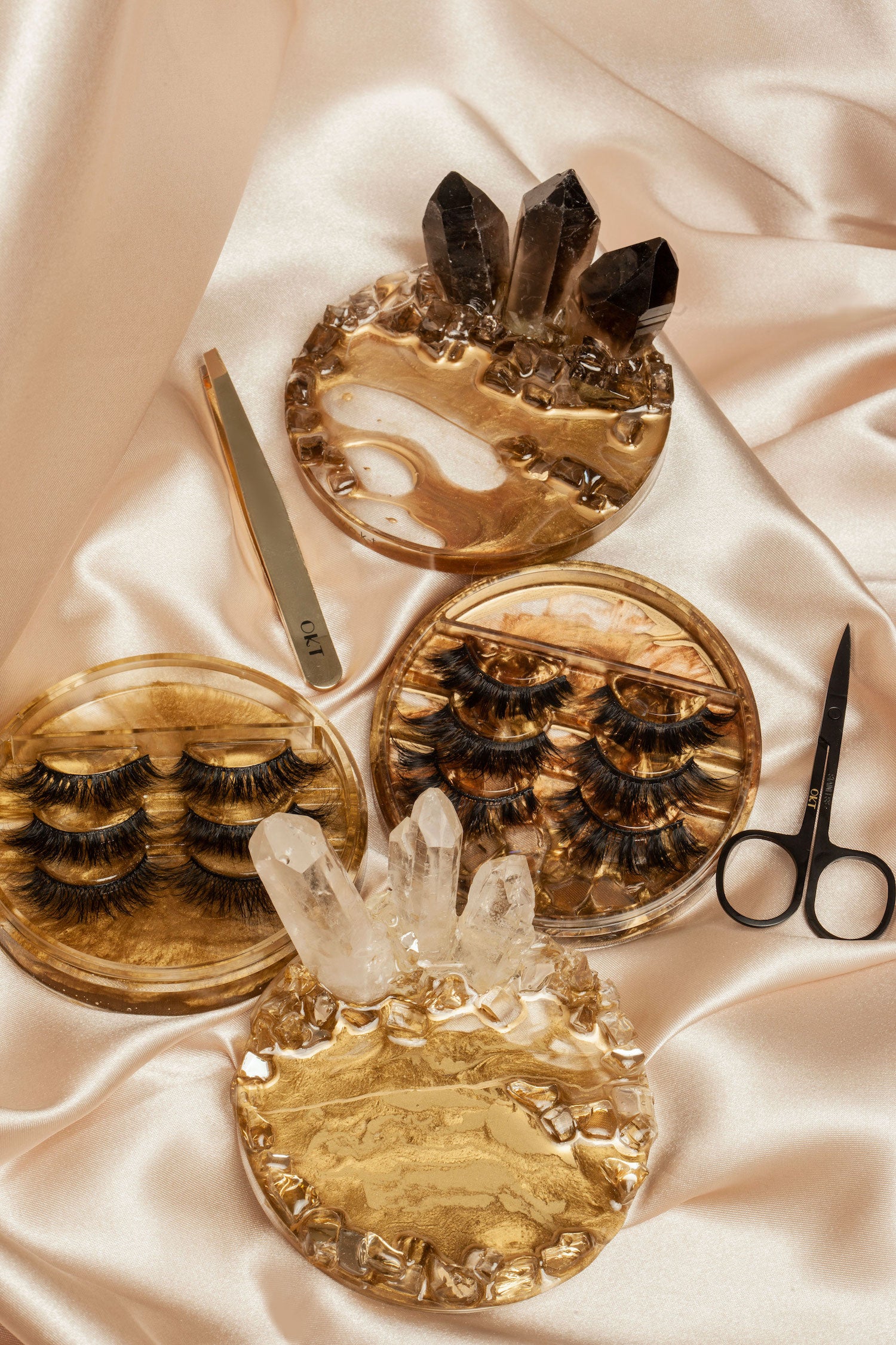 How to store false lashes. False eyelash storage. OKT Lashes. 